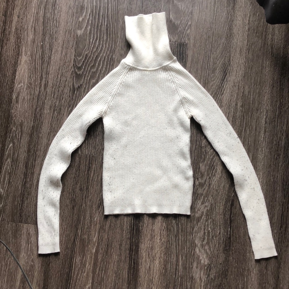 Pull & Bear Turtle Neck Sweater